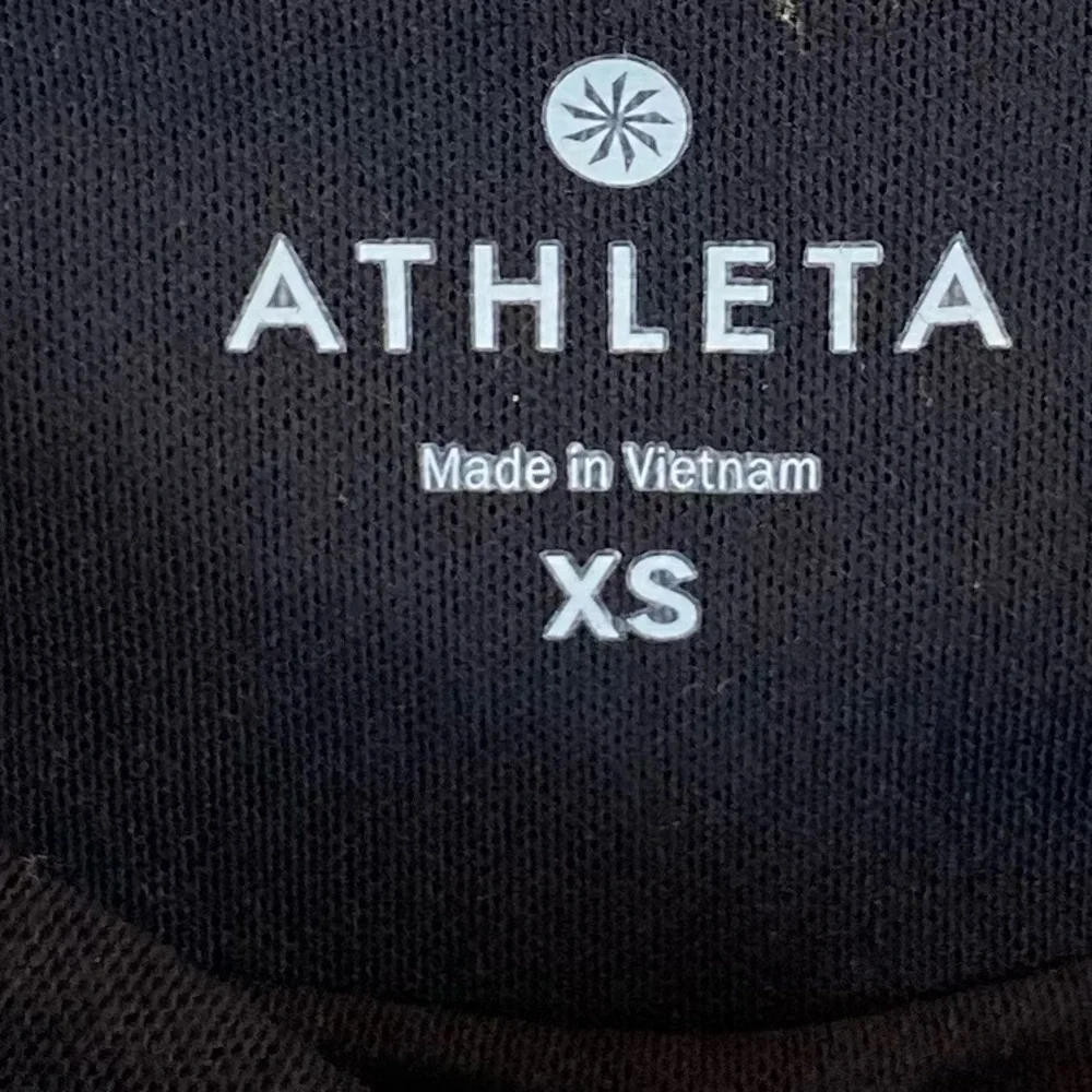 Athleta High Traverse Tight - Picture 7 of 7